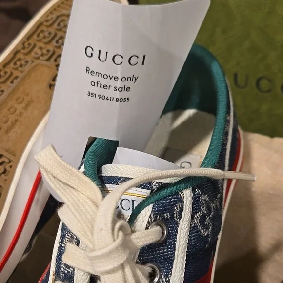 Gucci Multicolor Sneakers with Green and Red Accents - Picture 8 of 14